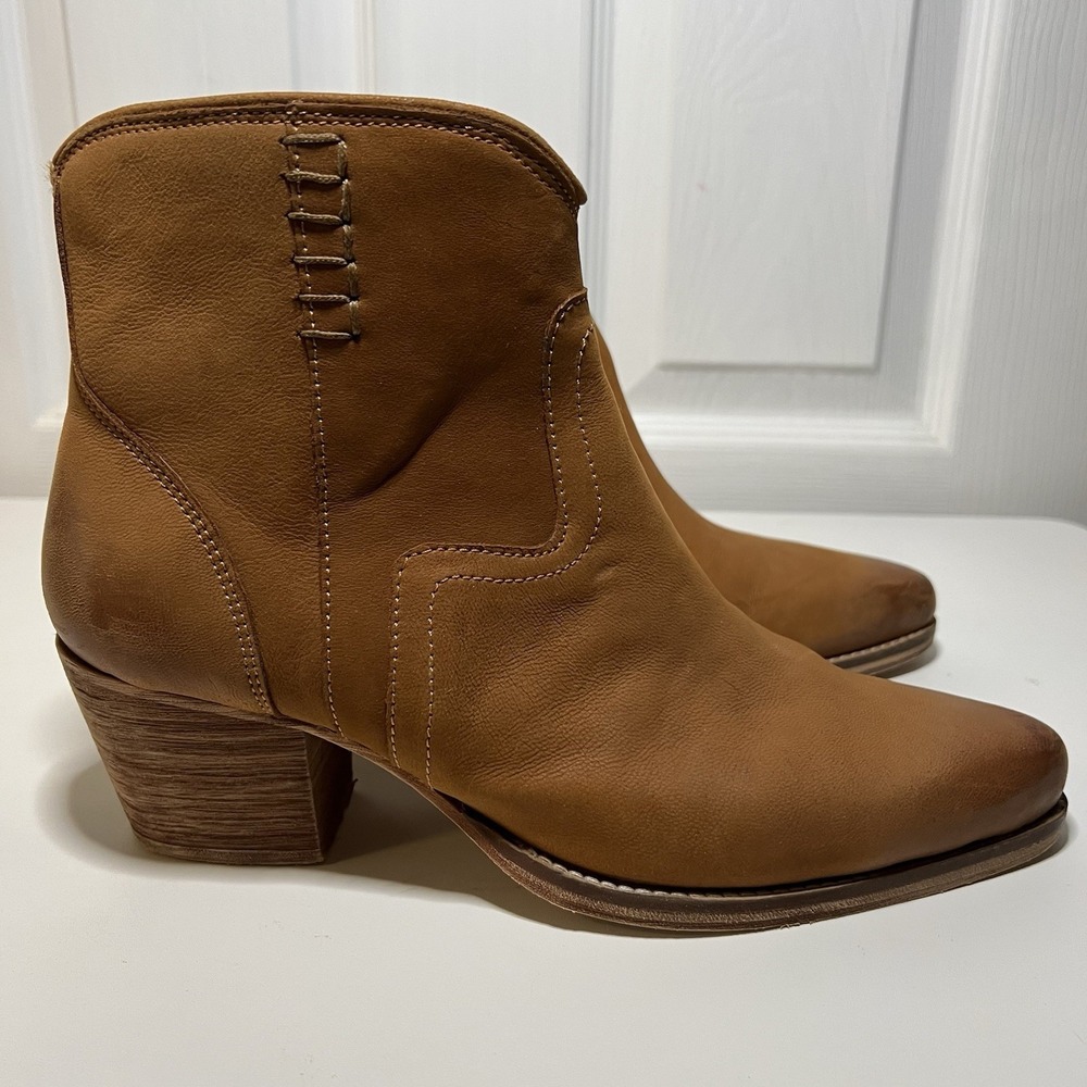 Volatile Juniper Snip‎ Toe Zippered Booties Womens Brown Casual Boots 7.5W